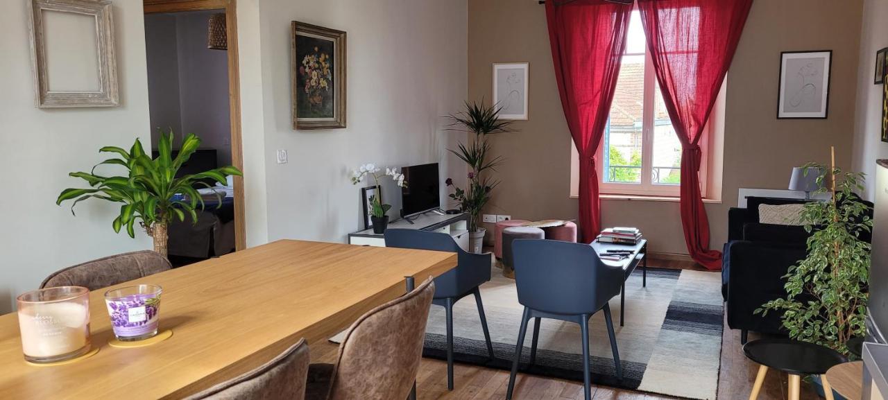 Appartements Cdg Joigny Dış mekan fotoğraf