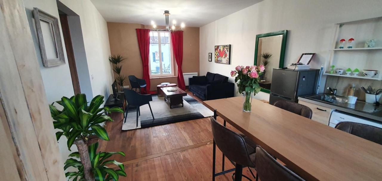 Appartements Cdg Joigny Dış mekan fotoğraf
