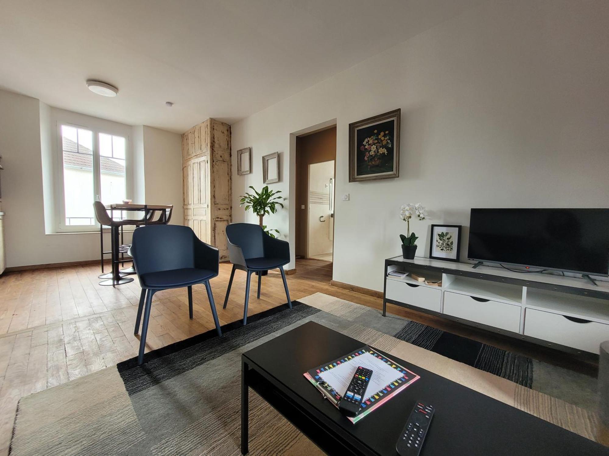 Appartements Cdg Joigny Oda fotoğraf